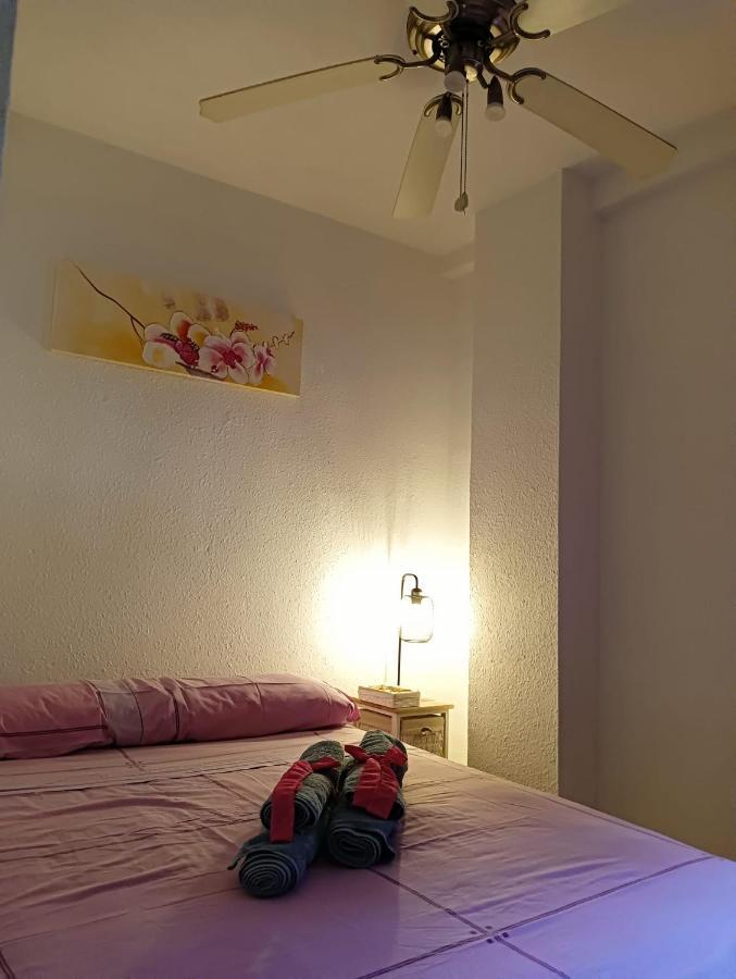 Habitacion Piso Particular En กาสติเญฮา เด ลาเกวสตา ภายนอก รูปภาพ
